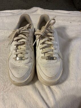 Nike Air Force 1 Low - White/Cream